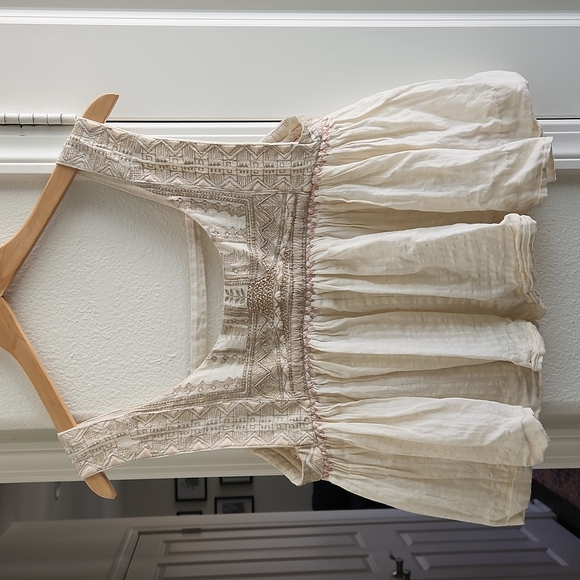 Free People Tops - Free People Heirloom boho open back tank top blouse embroidered cream beige tan